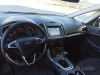 Usata Ford S-MAX 145 CV (106 kW) 2016 Grigio Monovolume