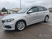 Usata Fiat Tipo Lounge 120 CV (88 kW) 2017 Grigio Station wagon