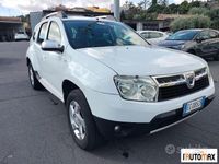 Usata Dacia Duster Lauréate 110 CV (80 kW) 2012 Bianco SUV