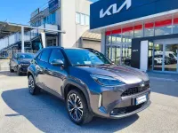 Usata Toyota Yaris Cross Lounge 92 CV (67 kW) 2023 Grigio SUV