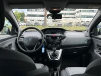 Usata Lancia Ypsilon Silver 69 CV (50 kW) 2022 Blu Utilitaria