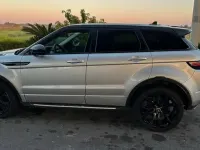 Usata Land Rover Range Rover evoque 179 CV (131 kW) 2016 Grigio SUV