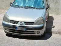 Usata Renault Clio 75 CV (55 kW) 2002 Grigio Berlina