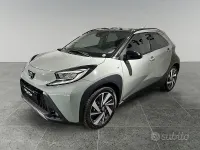 Usata Toyota Aygo X Lounge 72 CV (52 kW) 2024 Verde SUV