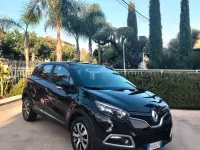 Usata Renault Captur Life 90 CV (66 kW) 2017 Nero SUV