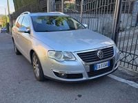 Usata VW Passat 140 CV (102 kW) 2010 Grigio Station wagon