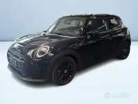 Usata Mini Cooper SE Classic 75 kW (102 CV) 2022 Nero Utilitaria