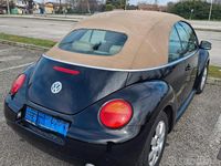 Usata VW New Beetle 102 CV (75 kW) 2005 Nero Utilitaria