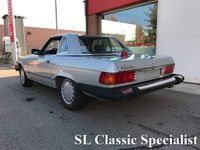 Usata Mercedes SL500 231 CV (169 kW) 1987 Argento metallizzato Cabrio