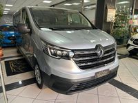 Usata Renault Trafic 150 CV (110 kW) 2023 Grigio Monovolume