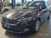 Usata Fiat Tipo Easy 120 CV (88 kW) 2017 Grigio Berlina