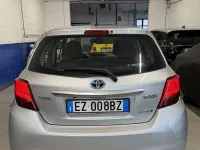 Usata Toyota Yaris Hybrid Active 101 CV (74 kW) 2015 Other Berlina
