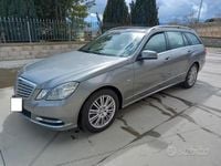 Usata Mercedes E350 Executive 265 CV (194 kW) 2012 Grigio Station wagon
