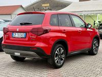 Usata Suzuki Vitara 102 CV (75 kW) 2023 Rosso SUV