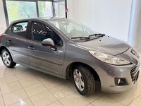 Begagnad Peugeot 207 93 HK (68 kW) 2010 Grå Sedan