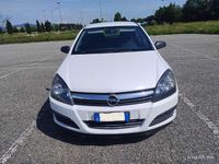 Usata Opel Astra Enjoy 101 CV (74 kW) 2005 Station wagon