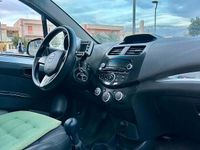 Begagnad Chevrolet Spark 68 HK (50 kW) 2013 Vit Halvkombi