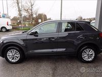 Usata VW T-Roc Style 110 CV (80 kW) 2021 Grigio metallizzato SUV