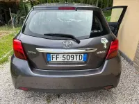 Usata Toyota Yaris 69 CV (50 kW) 2016 Grigio Berlina