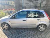 Usata Ford Fiesta Ghia 79 CV (58 kW) 2002 Utilitaria