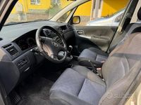 Usata Toyota Corolla Verso 90 CV (66 kW) 2003 Grigio Monovolume