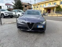 Usata Alfa Romeo Giulia Executive 180 CV (132 kW) 2018 Grigio Berlina