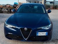 Usata Alfa Romeo Giulia 150 CV (110 kW) 2018 Blu/azzurro Berlina