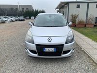 Usata Renault Scénic III Luxe 110 CV (80 kW) 2010 Grigio Monovolume