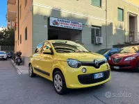 Usata Renault Twingo SE 69 CV (50 kW) 2016 Giallo Utilitaria