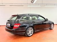Usata Mercedes C220 170 CV (125 kW) 2010 Nero Station wagon