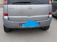 Usata Opel Meriva 101 CV (74 kW) 2005 Grigio Monovolume