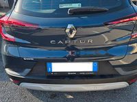 Usata Renault Captur Equilibre 101 CV (74 kW) 2023 Blu SUV