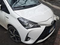 Second-hand Toyota Yaris Business Edition 105 CP (77 kW) 2019 Alb Hatchback