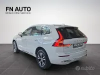 Usata Volvo XC60 Inscription 349 CV (256 kW) 2022 Bianco SUV