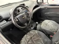 Usata Chevrolet Spark 68 CV (50 kW) 2011 Bianco Utilitaria