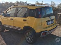 Usata Fiat Panda 4x4 Climbing 74 CV (54 kW) 2013 Giallo Utilitaria