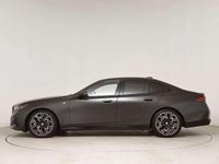 Usata BMW 520 M Sport 197 CV (144 kW) 2024 Grigio Berlina