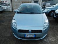 Usata Fiat Grande Punto Dynamic 65 CV (47 kW) 2007 Grigio Utilitaria