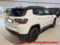 Usata Jeep Compass 179 CV (131 kW) 2023 Bianco metallizzato SUV