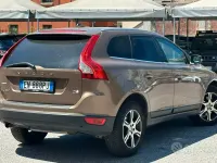 Usata Volvo XC60 Momentum 163 CV (119 kW) 2012 Marrone SUV