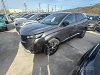 Usata Peugeot 3008 Allure 130 CV (95 kW) 2024 Grigio SUV