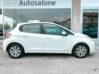 Usata Peugeot 208 Access 68 CV (50 kW) 2012 Bianco Utilitaria