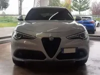 Usata Alfa Romeo Stelvio Sprint 190 CV (139 kW) 2022 Argento SUV
