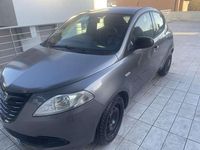 Usado Lancia Ypsilon S 95 HP (69 kW) 2015 Citadino
