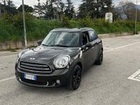 Usata Mini One D Countryman Business 90 CV (66 kW) 2015 Marrone SUV