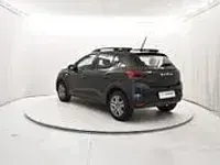 Usata Dacia Sandero Expression 101 CV (74 kW) 2023 Grigio Berlina