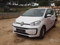 Usata VW up! 75 CV (55 kW) 2015 Bianco Utilitaria