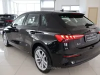 Gebraucht Audi A3 Advanced 116 PS (85 kW) 2022 Schwarz Limousine