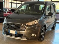 Usata Ford Tourneo Active 120 CV (88 kW) 2021 Grigio Monovolume
