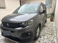 Usata Peugeot Rifter 131 CV (96 kW) 2019 Grigio Monovolume